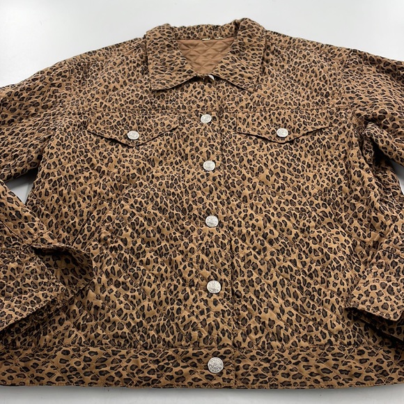Cheetah print button down jacket - Picture 2 of 8